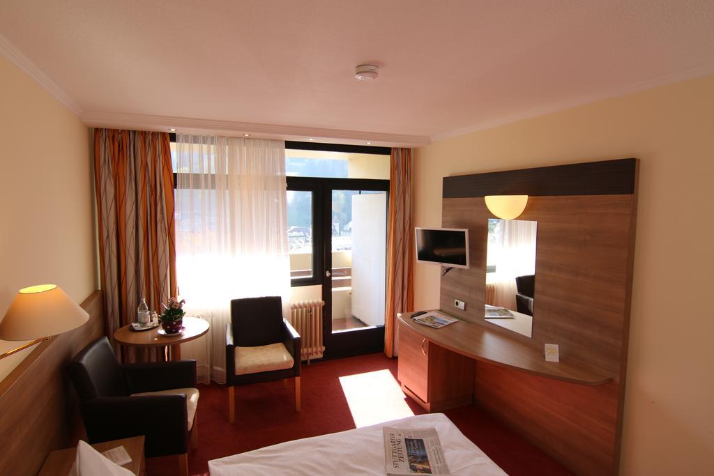 Hotel Bergfrieden Bad Wildbad Exterior foto